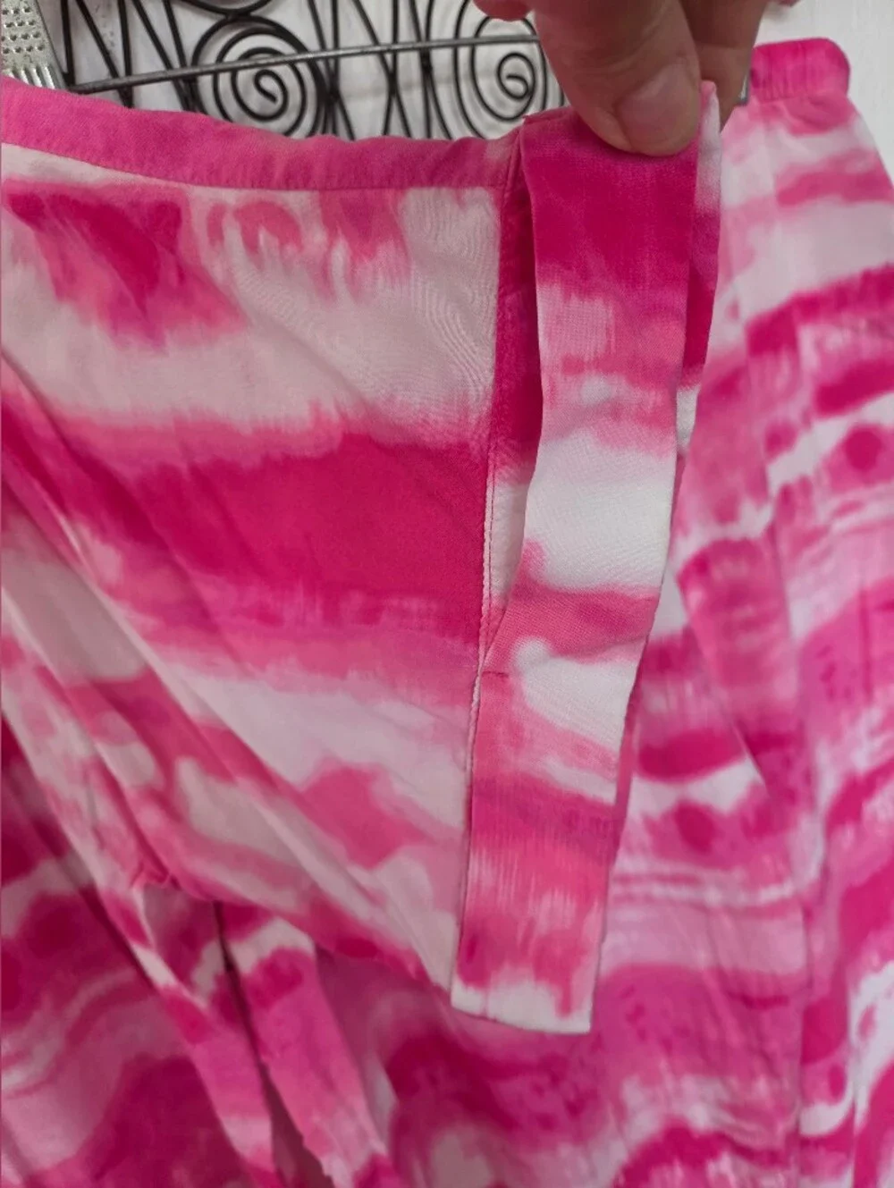 Natori Women’s Large Pink White Tie Dye 2 Piece Lounge Set Cropped Pants - Picture 10 of 14